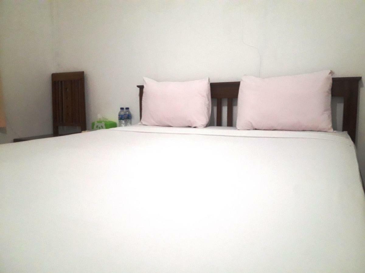 The Teuz B&B Labuan Bajo Extérieur photo