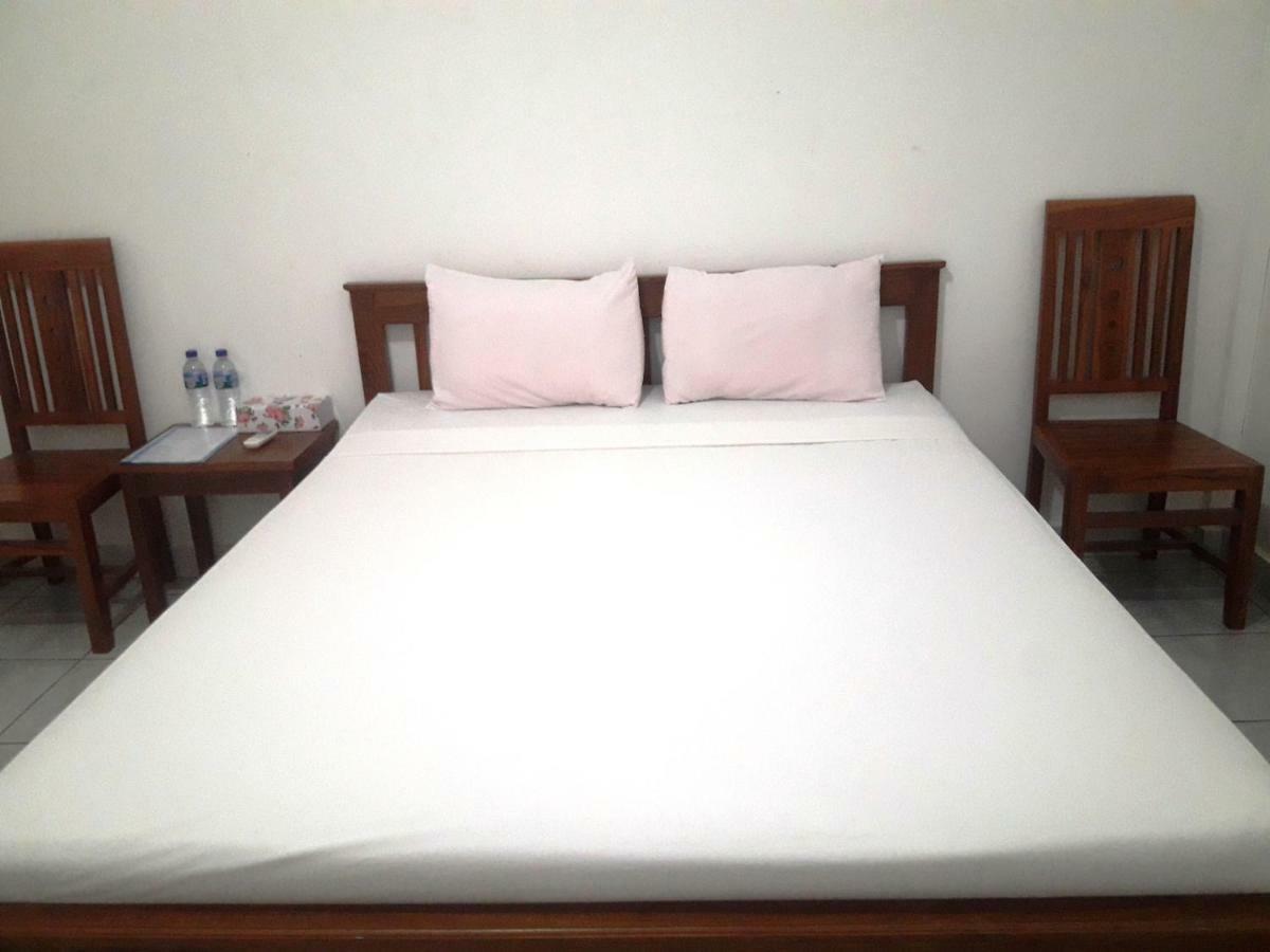 The Teuz B&B Labuan Bajo Extérieur photo