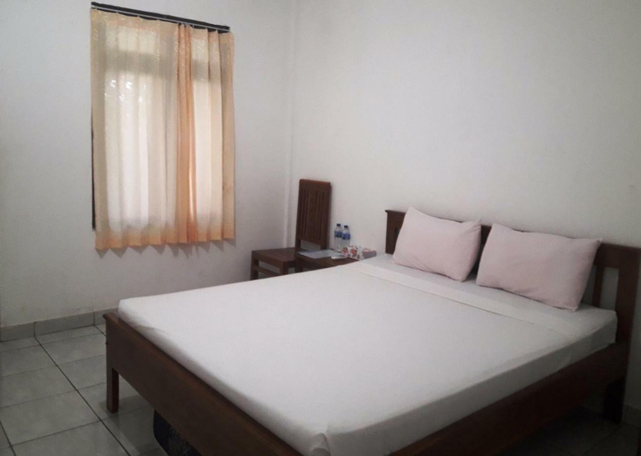 The Teuz B&B Labuan Bajo Extérieur photo