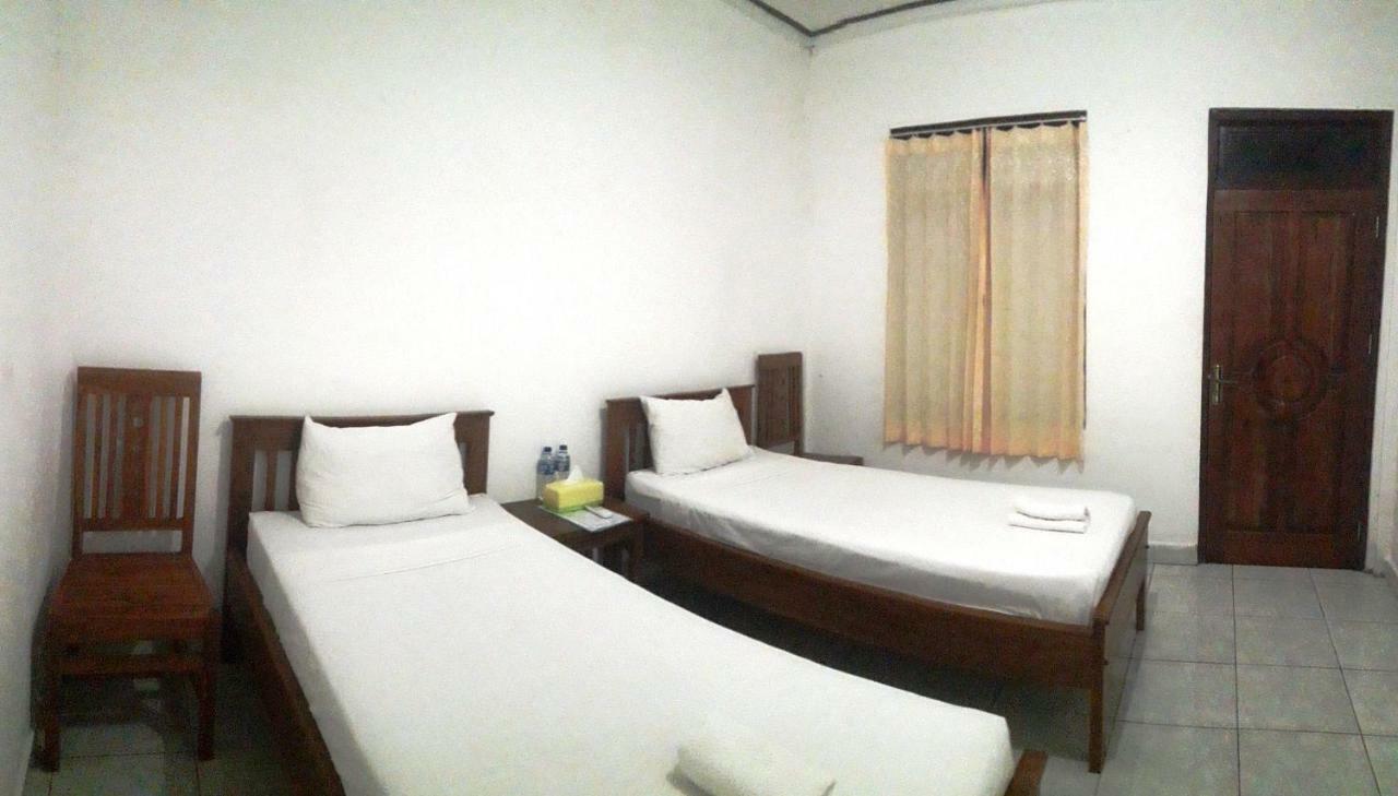 The Teuz B&B Labuan Bajo Extérieur photo