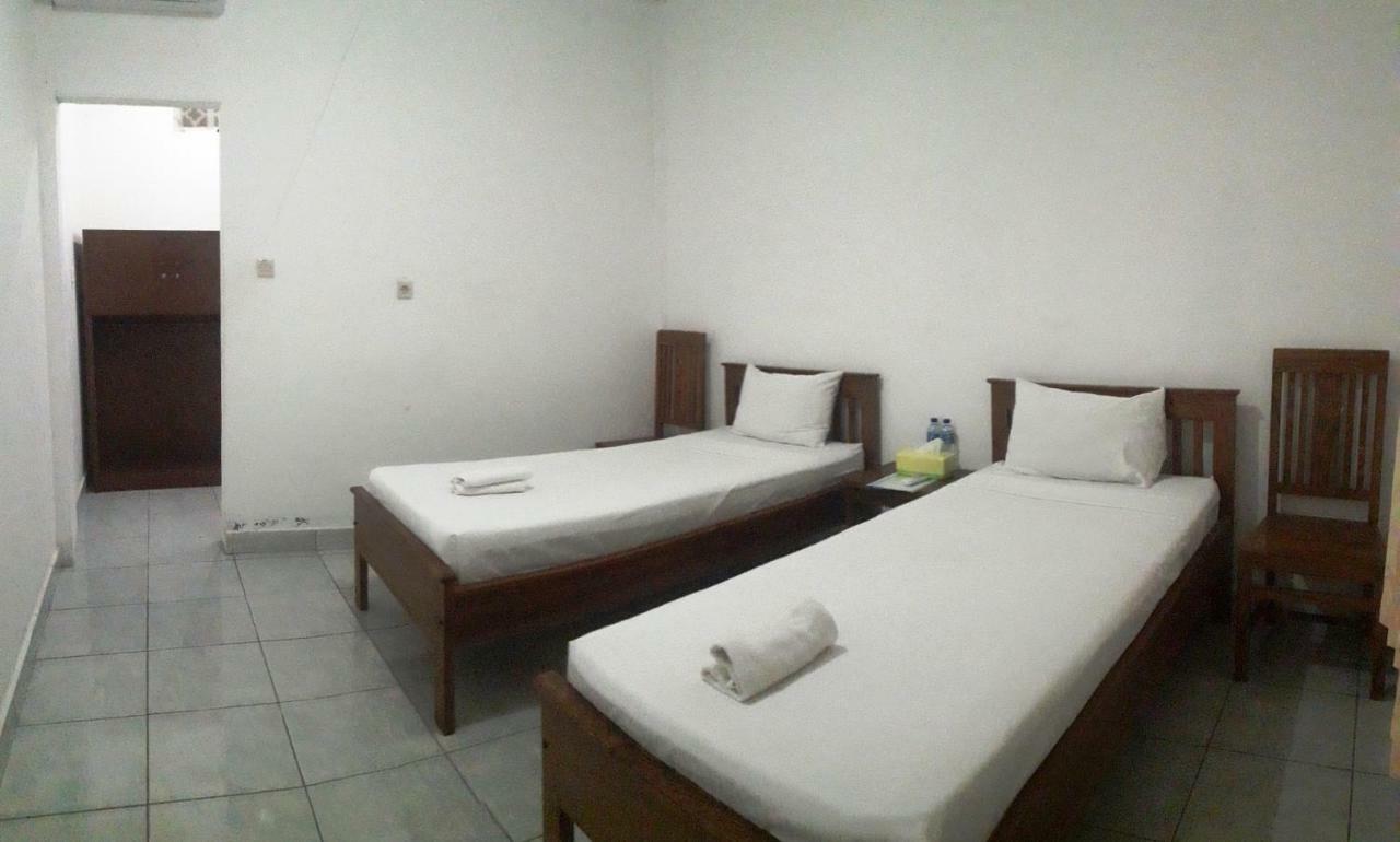 The Teuz B&B Labuan Bajo Extérieur photo
