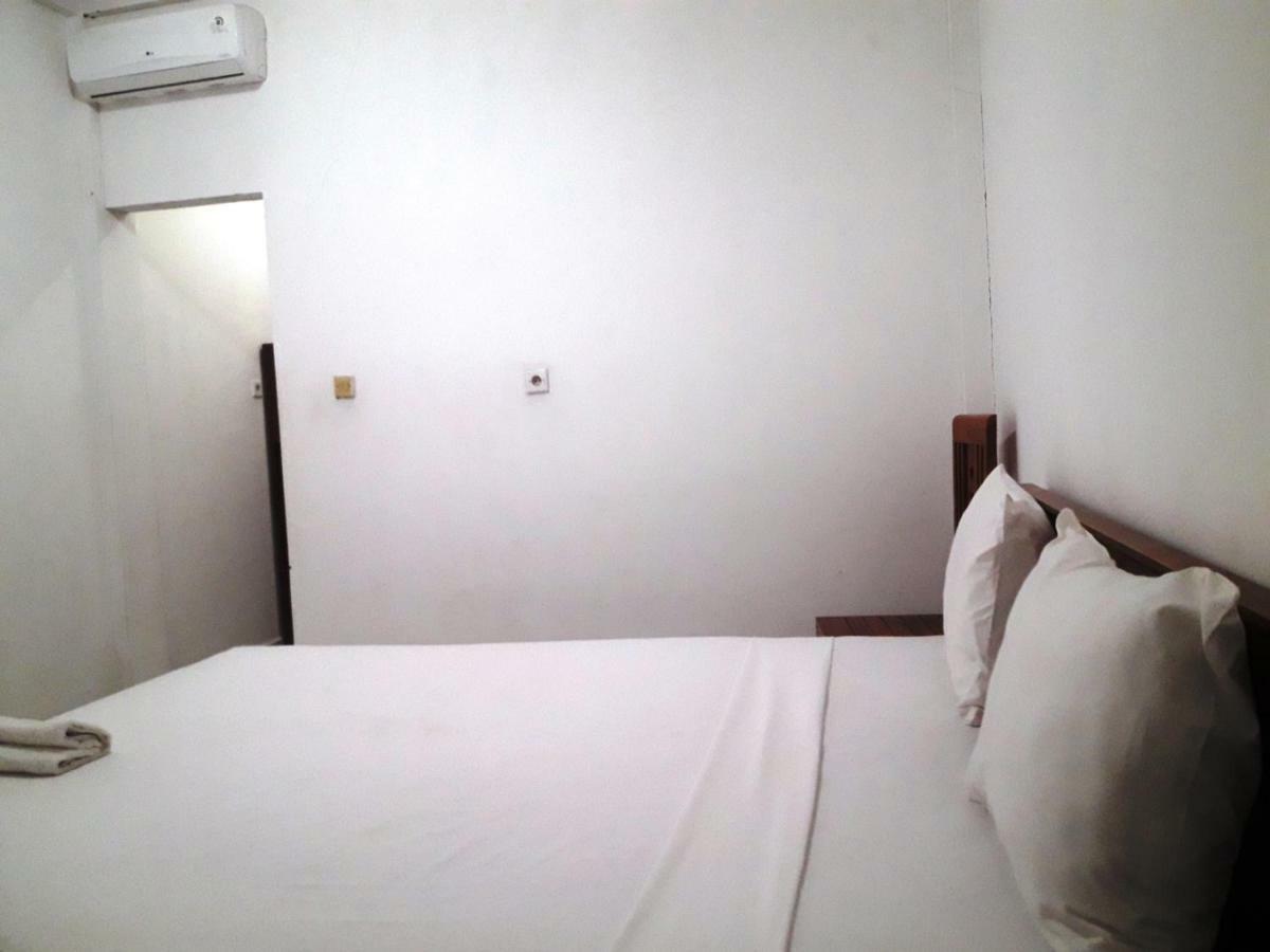 The Teuz B&B Labuan Bajo Extérieur photo
